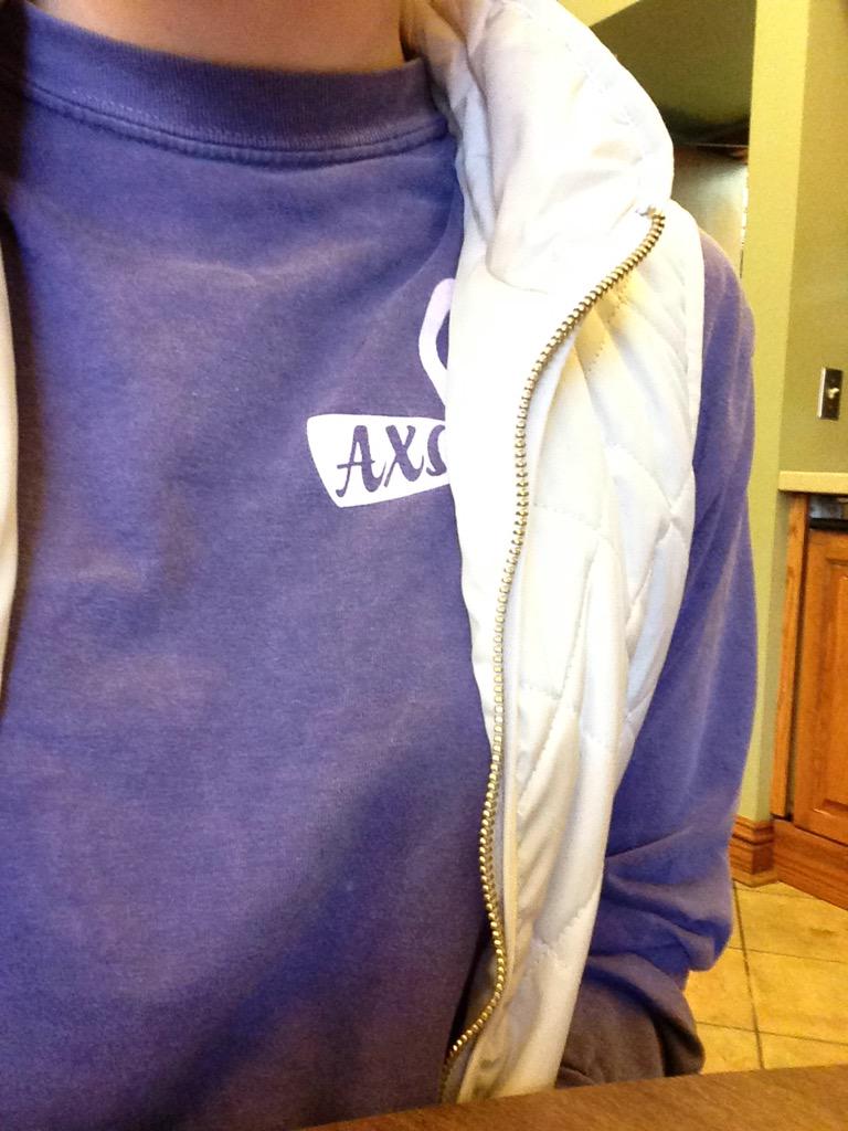 achalst's tweet photo. wearing purple today #BringJenHome http://t.co/zjAoUI0gks