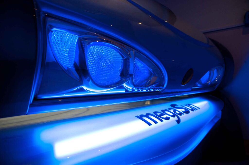 sunfactory_'s tweet photo. Get ready for summer with our top-of-the-line megaSun sunbeds! http://t.co/vaPgO8cJqP