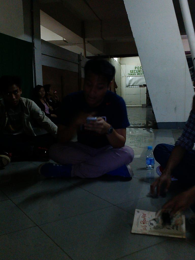 Pangeran On Twitter MalamPuisi JKT Puisi Pangeransiahaan Pangeran On Twitter MalamPuisi JKT Puisi Pangeransiahaan