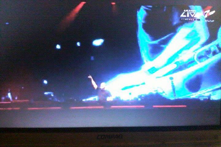 perrirene's tweet photo. ayer fue una buena tarde de #ULTRALIVE #Ultra2015 http://t.co/EjKi8J7K7D