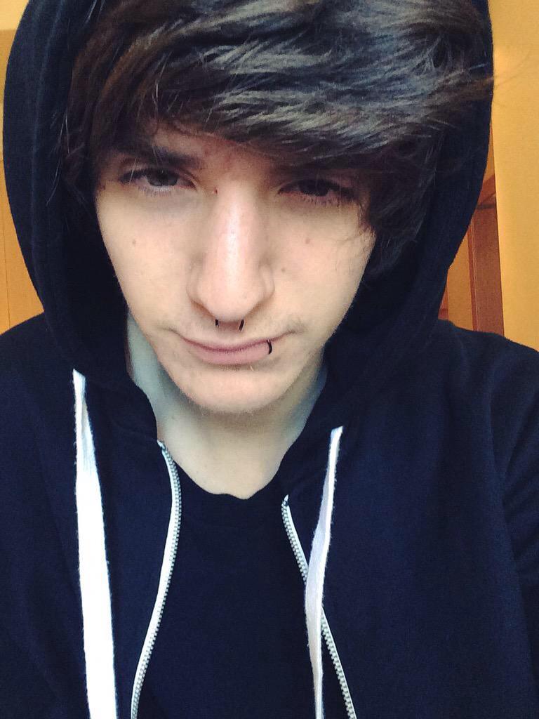 andrewjsnvgdr's tweet photo. — sbavate http://t.co/feCgdCirPd