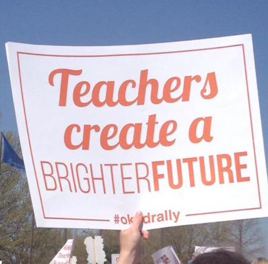 tgray1967's tweet photo. Great day for Education! Teachers continue to advocate for Yourselves and Your students with Legislators!#OKEDRally http://t.co/FV9aepZsJP