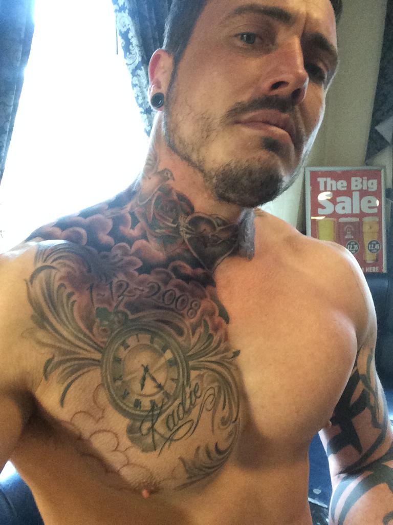 bendowsell's tweet photo. Today's addition #inkinprogress http://t.co/6G7wjtUckc