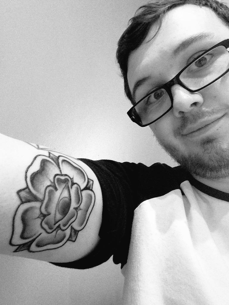 AndyH_AYB's tweet photo. New ink healing nicely #NewInk #Yorkshirnati http://t.co/HH7wrQl3Ue