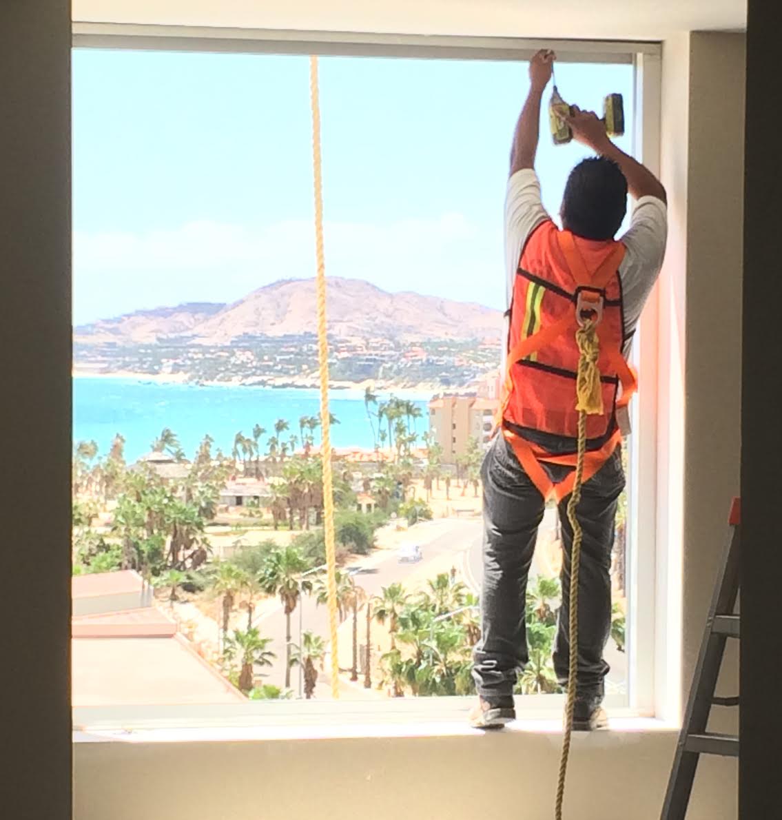HPLosCabos's tweet photo. We're almost ready to unveil a renewed place for you! BOOK NOW: http://t.co/04ujZkPYSM #LosCabos #HyattPlace http://t.co/ipDuw0JSpr