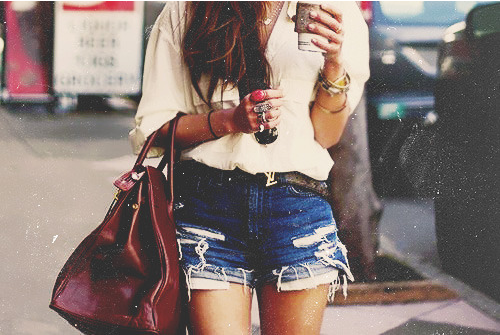 TheGirlOFFICIAL's tweet photo. ~#City #style #outfit #Looooveit http://t.co/8TQuBU9kZi
