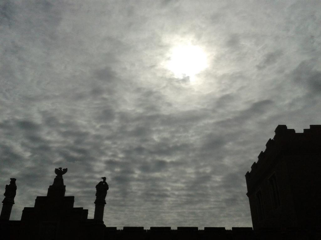 melllliekay's tweet photo. @AlimiBallard @DylanBruno12 a bit of #cloudloving, proving that the sky doesn't have to be blue to be beautiful. http://t.co/E1Nvlk7oh3