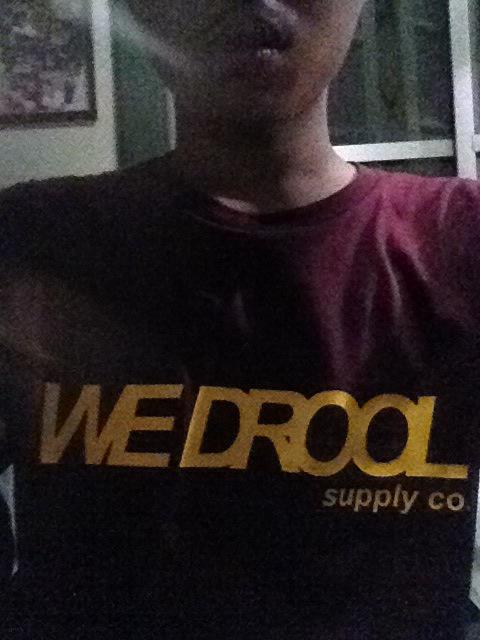 fra1mz's tweet photo. Thanks #Wedrool for the sick shirt ! http://t.co/NEasiE6X8v