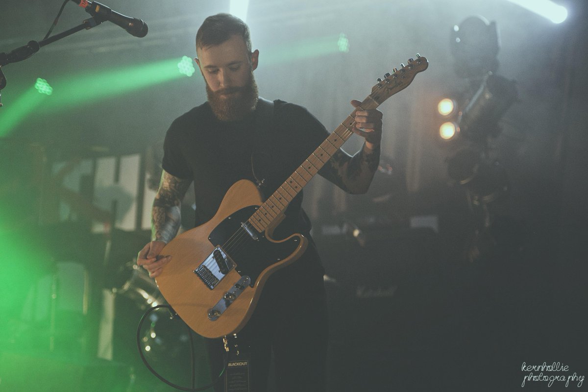 arcadiaverses's tweet photo. Snaps from the Merthyr show on Saturday. Supporting @TheBlackout for the last time. Gallery: https://t.co/2TpPcYwcgB http://t.co/PB0e3DbjUi