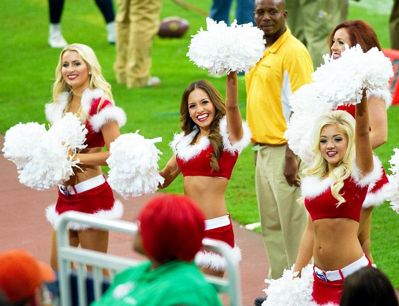 qball1116's tweet photo. My first vote goes to @HTC_Liz #IMadeAPromise :) <3 vote your fave here #VoteOnceADay http://t.co/rpDGLgA6mY http://t.co/gj3TQi5aiG