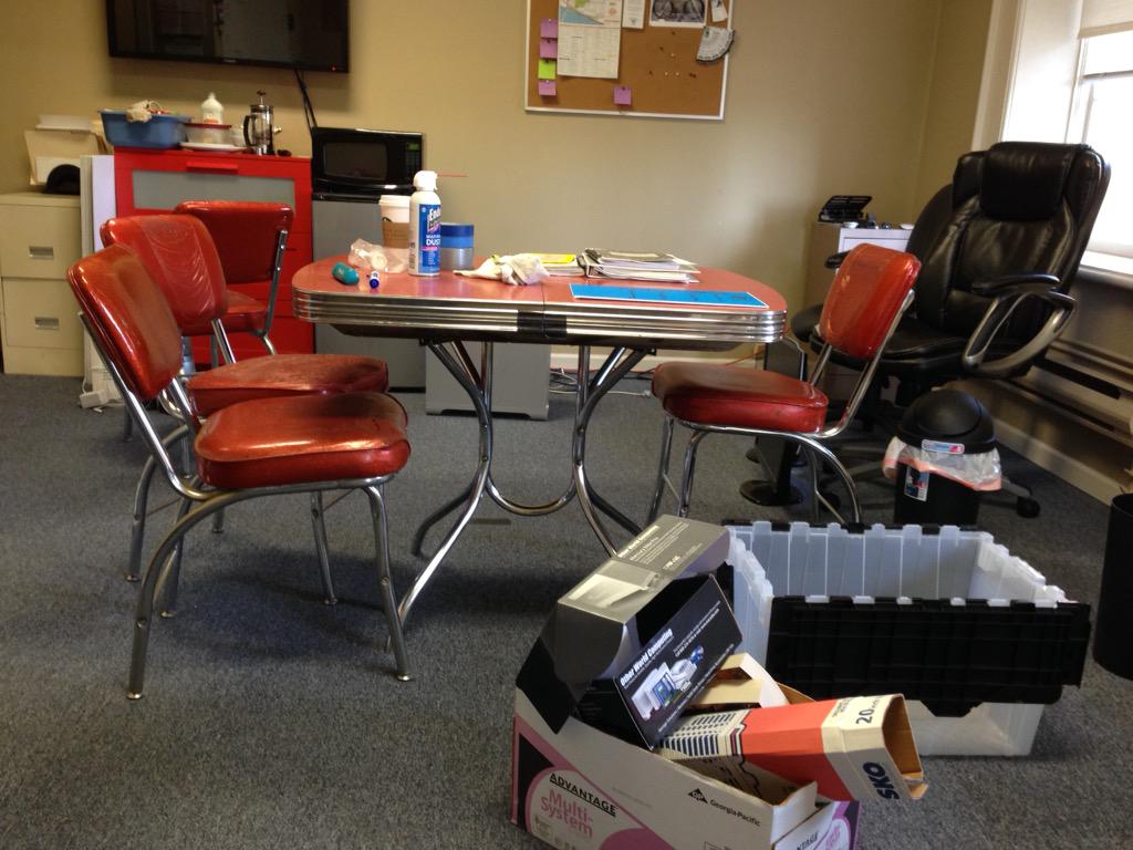 Team302Video's tweet photo. Movin offices today. Bye bye academy! http://t.co/4SoP236NIQ