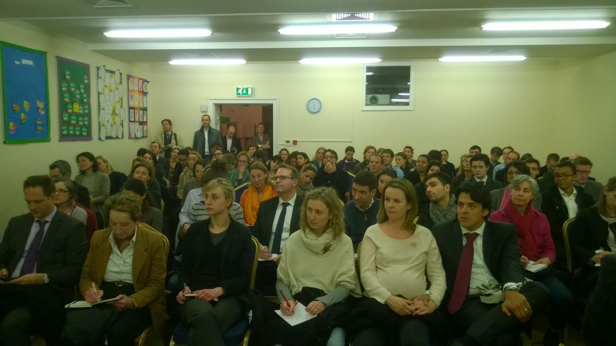 Salle comble pour notre réunion Plan Ecole 2.0 à Londres #UFE