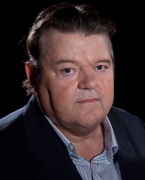 EiProfeta's tweet photo. Hoy cumple 65 años Robbie Coltrane, actor que interpretó a Rubeus Hagrid, guardián de llaves y terrenos de Hogwarts. http://t.co/Ua5Ndh9peN