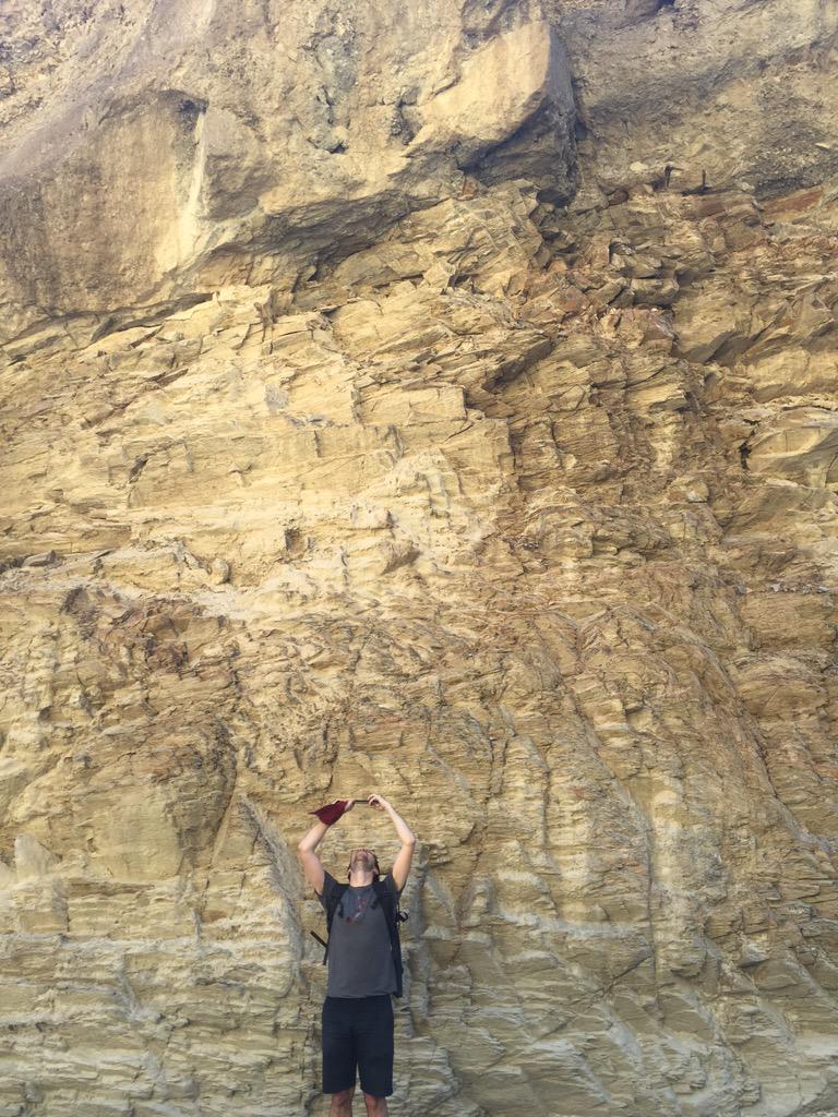 BellaMang's tweet photo. Attempts at understanding the Earth http://t.co/iMRTN8XLk4