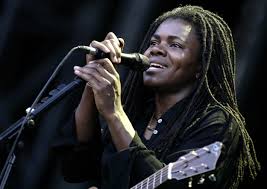 TRACY CHAPMAN great folk singer  turns today 51; Happy Birthday TRACY! 