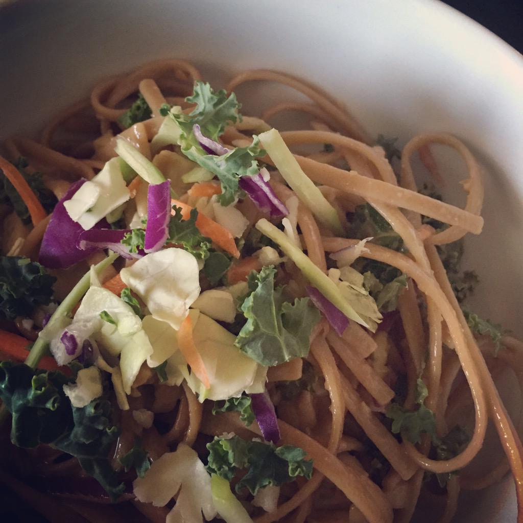ItsHelloCoCo's tweet image. Peanut Chicken Whole Grain Noodle Salad! #homemade #springcooking