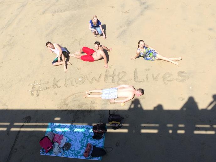 LDSmusiclover's tweet photo. #KnowHeLives in Cali! http://t.co/Y9cz3nuWG0
