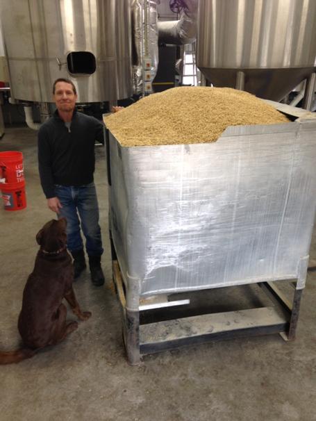 nycraftmalt's tweet image. Hot &amp;amp; fresh outta the kiln. #craftbeer #localmalt #thinknydrinkny @TasteNY