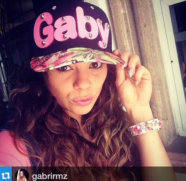rozucaps's tweet photo. #modaFloral #RozuCaps #newcolection #desing #exclusive info 8180141658 pide la tuYA 👏👏👍 🌸🌻🌺 http://t.co/tLGukFKzde