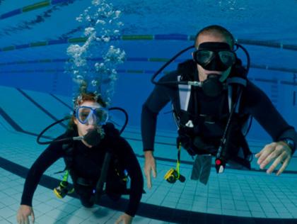 ScubaSurveys's tweet photo. Did your pool #scuba training sessions prepare you? Mobile survey: http://t.co/laT5mTMa5h #SDITDIERDI http://t.co/0dkRLXLmNU