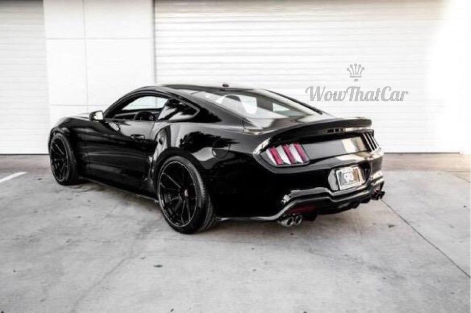 Carfluence's tweet photo. RT if you'd whip the 2015 Mustang 😈 http://t.co/XiWZhnwMhq