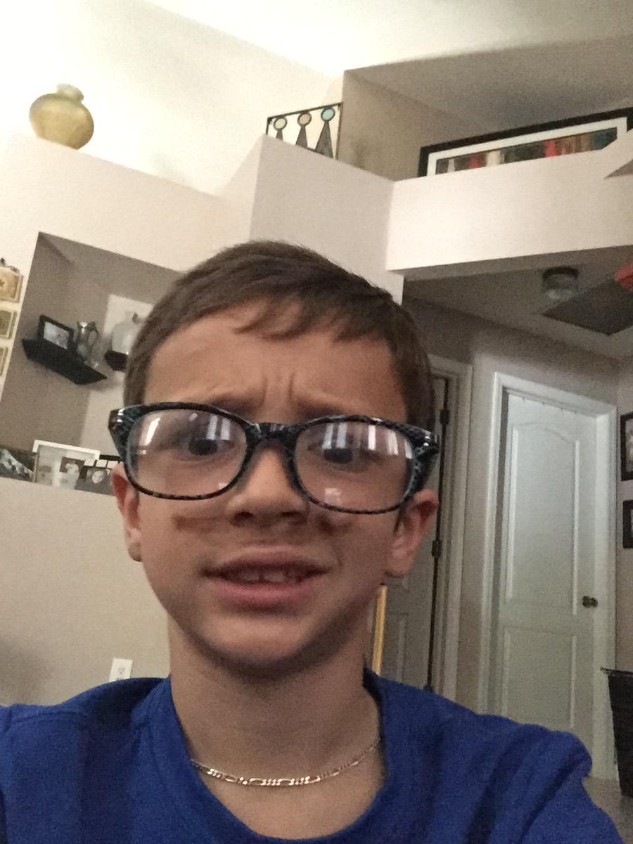 AnthanyMax's tweet image. 