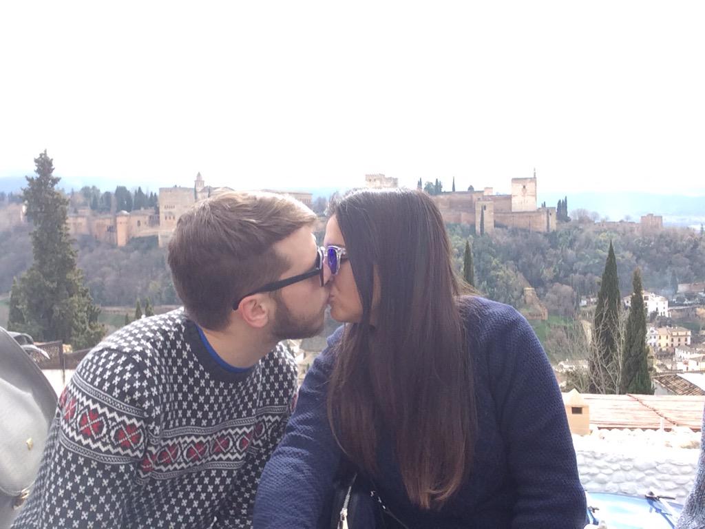 Nedala24's tweet photo. Y ya van 9, te quiero mucho gordiii❤️🐸 http://t.co/nUBxlI5Br2