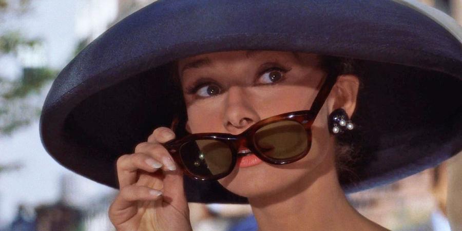 Refinery29's tweet photo. A history of the world's most famous sunglasses: http://t.co/i1m4KKq2qA http://t.co/xTBemFhygR