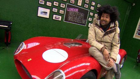 JMakJeans's tweet image. The car-crazy fashion model rlyv.se/x5jV #formermodel #jmaknews