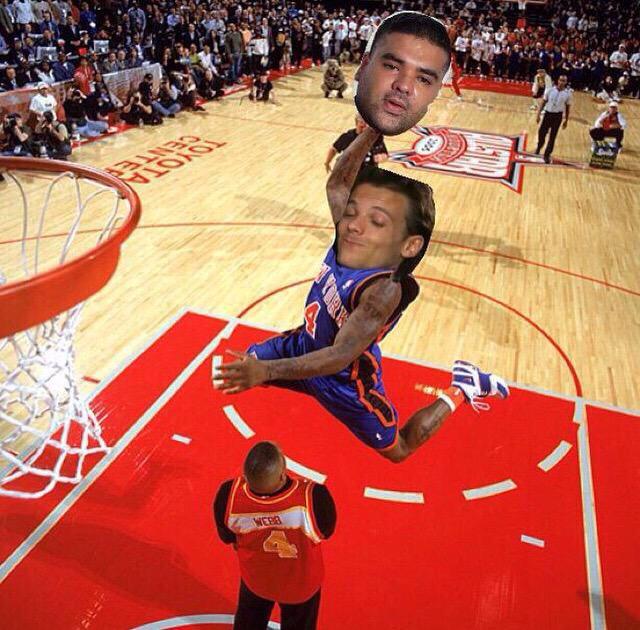 1DrctionFAM's tweet photo. THESE PICTURES SAY IT ALL #masterofallwisdom #LouisTomlinsonSlayNaughtyBoy http://t.co/68jBcbJYlo