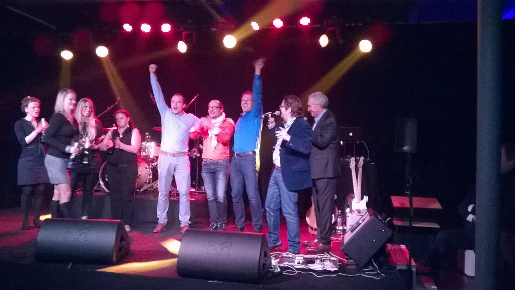 AMPOORTERELLEN's tweet photo. K3 is gevonden! #omegaperrigo http://t.co/Os3PVACIvY