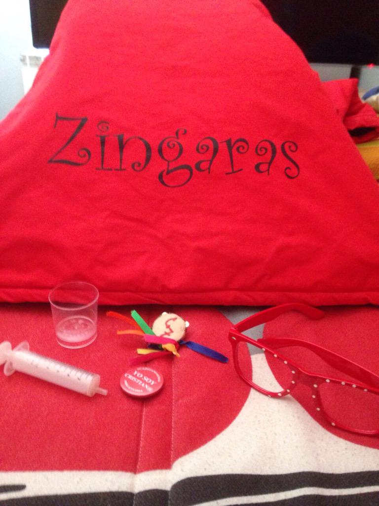 CZingarasPat's tweet photo. Nuevo twitter de Zíngaras!!! Estais preparados para el #migany15 ? Nosotras si!!! Ya tenemos el #kit preparado! http://t.co/C3maPSCHeb