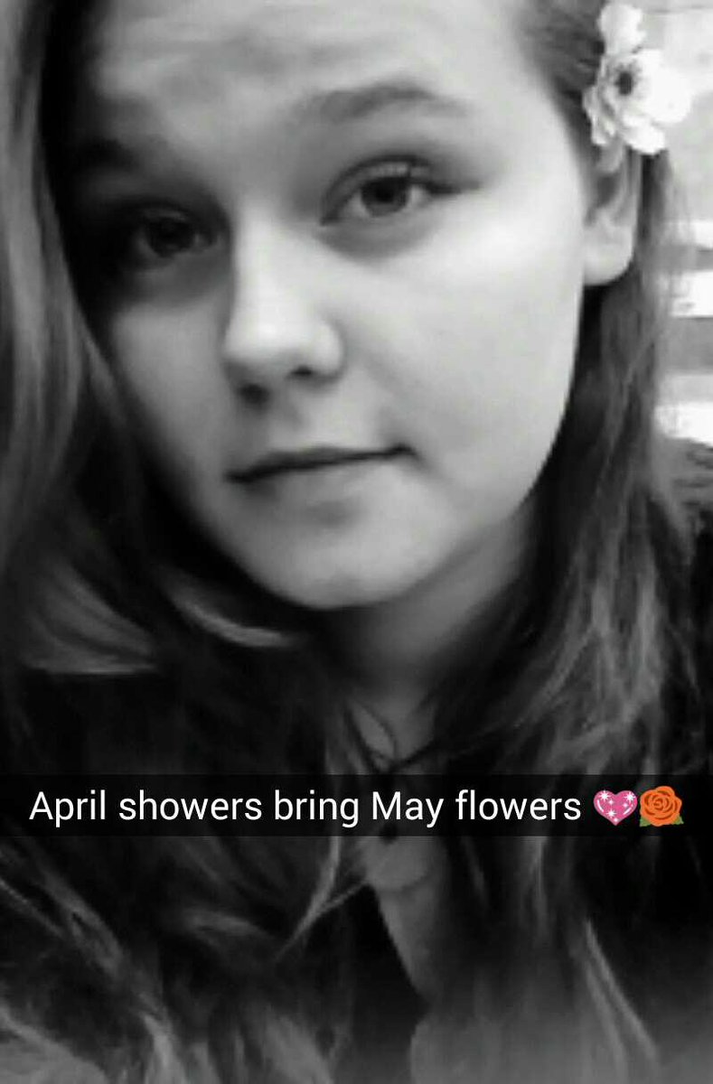 MickeyMidnight's tweet photo. Its about April my friends and spring is upon us... I love the rebirth of life in the world <3 #spring#april#may#rain http://t.co/BMflm3pIsM