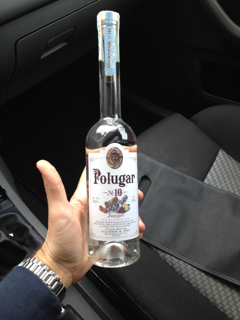 MattiaSalviato's tweet photo. #Chicca #GinAddicted #GinLover @ChiaraEpistolio @Gin_Italy_it #Polugar @polugar http://t.co/rkCkiMVtD8