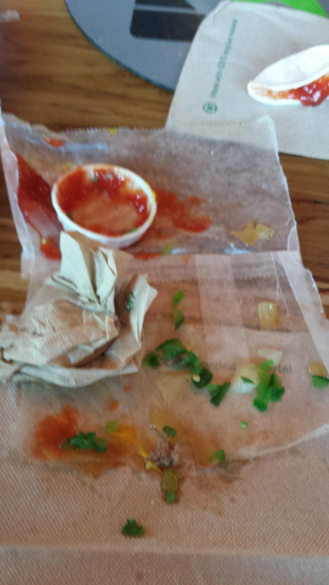 ben_nuge's tweet photo. #dominated burger fi http://t.co/g4cLyhu5Hc