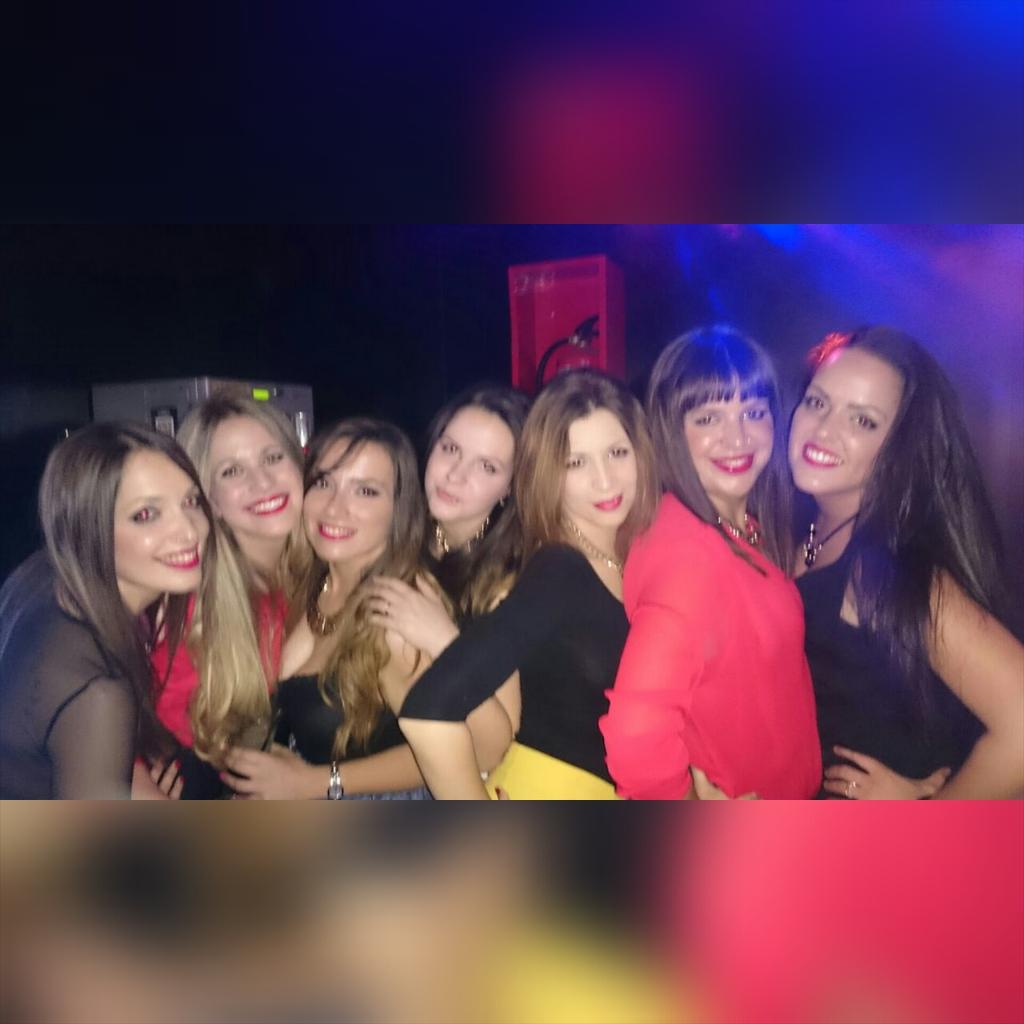 Anabel25mlg's tweet photo. Celebrando mis 27 añitos!! Noche increible @spe_88 http://t.co/5H5DTVQ99A