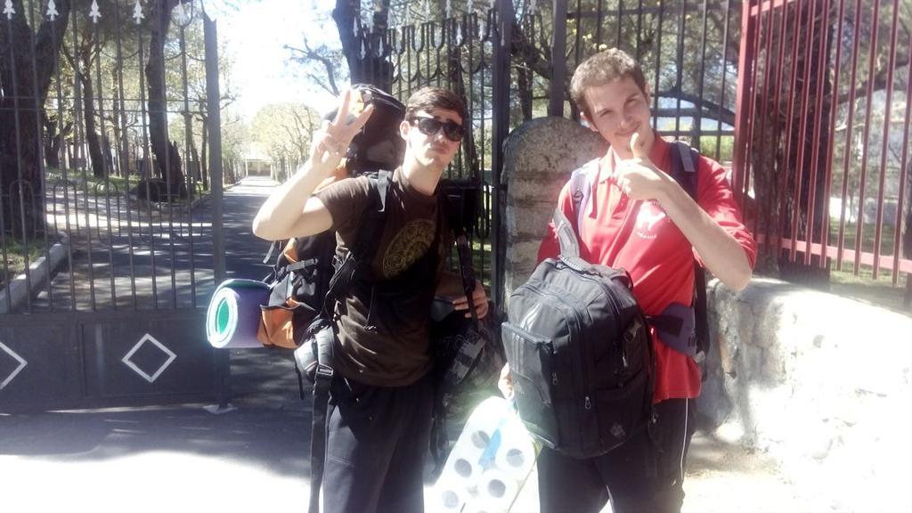 Nos ha encantado la visita de los comuneros Gonzalo y dani! <a href="/comuna284/">Comunidad Rover 284</a>