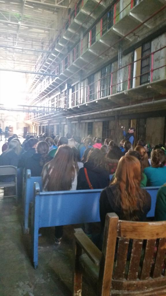 lmstrickland's tweet photo. @newhavenhigh @nhhs_fbla Spent some time in the big house today...exploring an interesting piece of MO history. http://t.co/2IoTzJTe0m