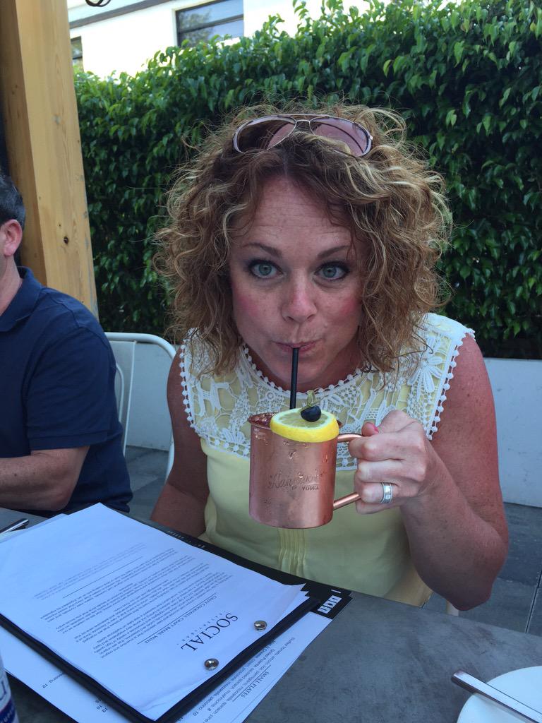 juliestock's tweet photo. So far so good...#BlueberrySmashMule #yummy @sj_martin http://t.co/8vsRYnYZR5