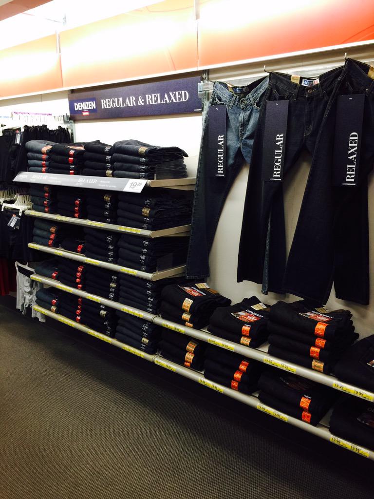 ErinMannick's tweet photo. Check out those jeans! Nice job TL Beth! #T1202 #twitterlessbenbrandt @DaleVenteicher @ShannonGehrmann βΊοΈππ http://t.co/H24Zk0IQ48