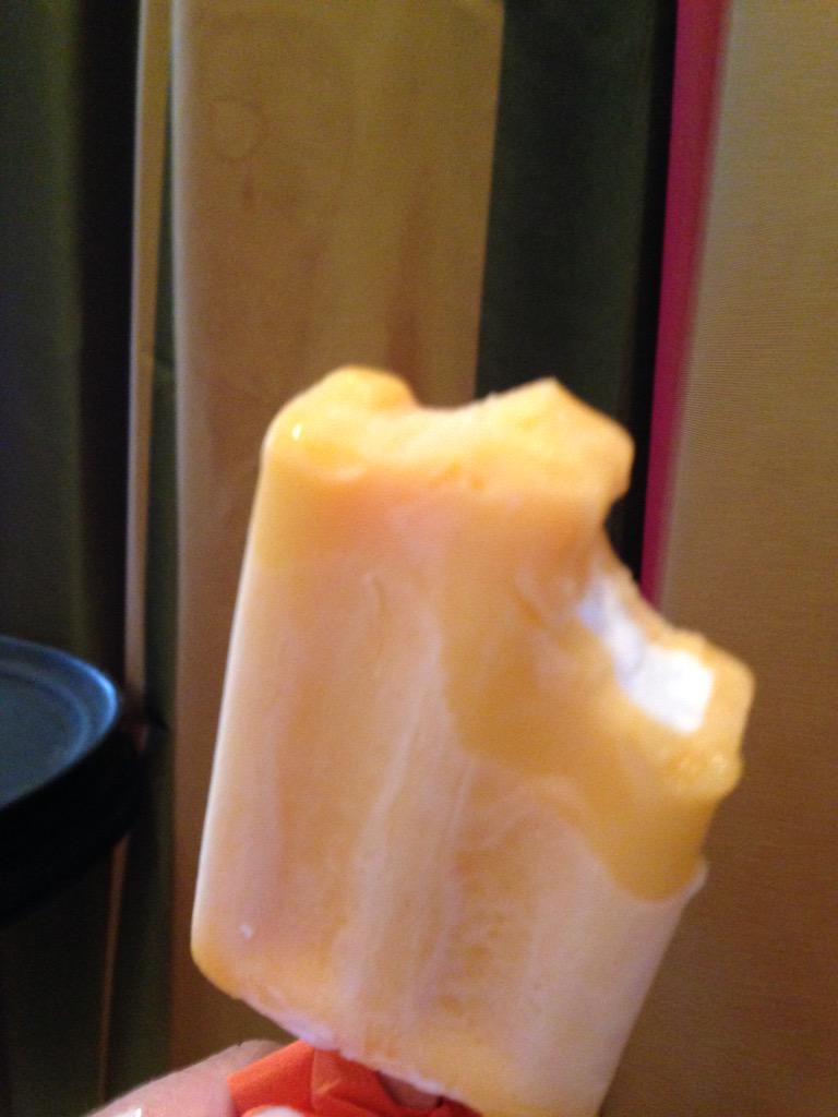 DMOC18's tweet photo. Looking for a cool treat at #bdpweek? Stop by booth # 302 for a creamsicle from Spectrum Labs! http://t.co/NWahmp256g