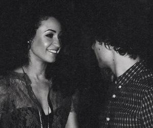 PayzerLovex's tweet photo. This is cute 😍👫 http://t.co/bESVW8pFrE