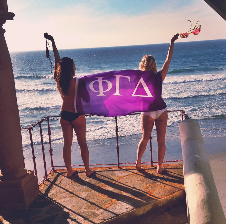 totalfratmove's tweet photo. Tits out for the boys. #TFM http://t.co/ibzyKPqJx7
