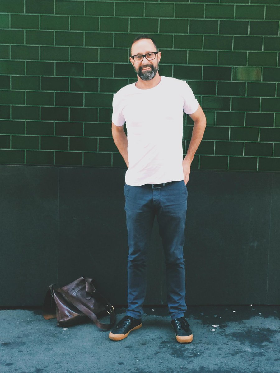 IdeaBombingSyd's tweet photo. Alumni @timrayner01 shares a new way of thinking about the world in our latest interview http://t.co/KwO6PivxaW http://t.co/iSp9Bvruiu