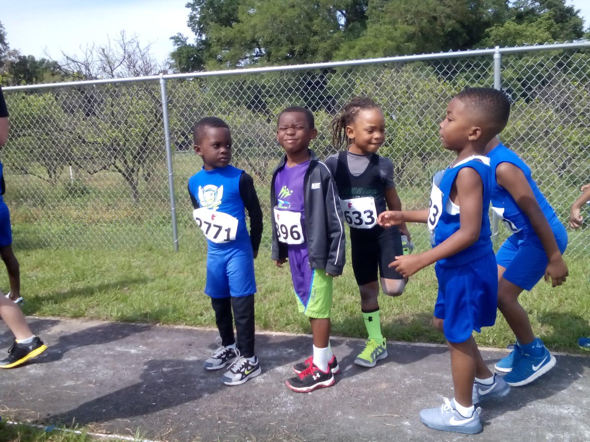 tuchtone50's tweet photo. Long jump ready! http://t.co/Hn4NpDYUT6