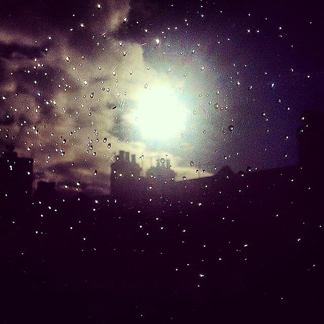 ireallyampolly's tweet photo. Pretty skyline reflections http://t.co/XjoYdcKSsj