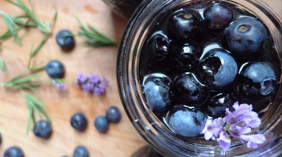 BlueberryLocal tweet picture
