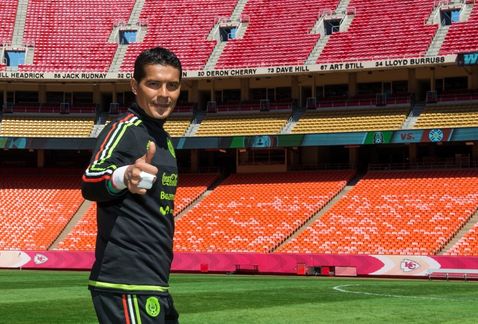 HoDangelo's tweet photo. Melitón va de inicio http://t.co/qW9hXbPILX http://t.co/zt7QlCDdqt