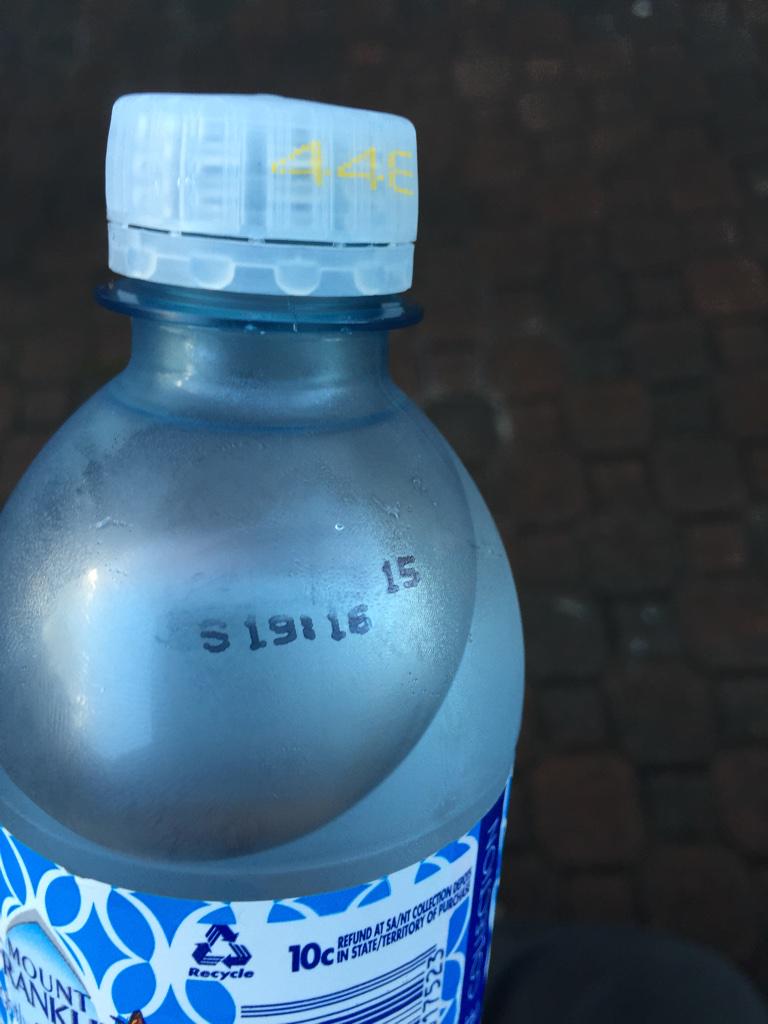 juranjones's tweet photo. Koon Hong Wollongong or @CocaColaAU which one of you cheeky bastards wiped off the use-by-date? http://t.co/o23HEeYzMH