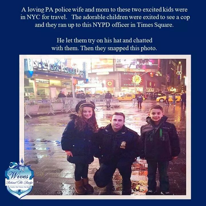 WBTBPoliceWives's tweet photo. #bluehonor #WBTB #notjustacop @NYPDnews Thank You #NYPD! #TimesSquare http://t.co/gCDiJw39EX